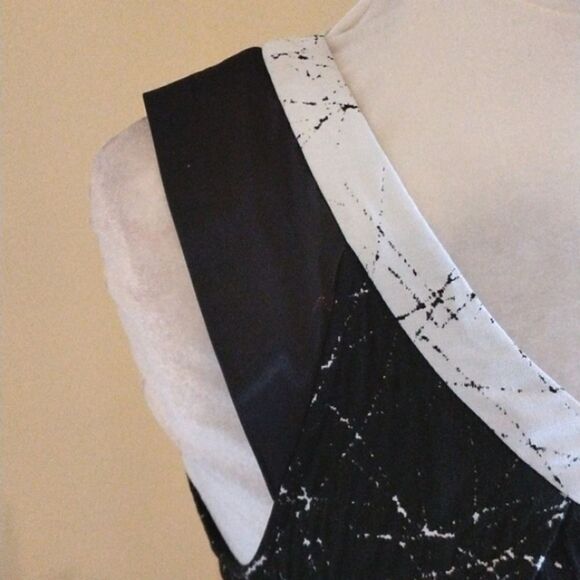 Cop.Copine Textured Dress - Picture 3 of 13